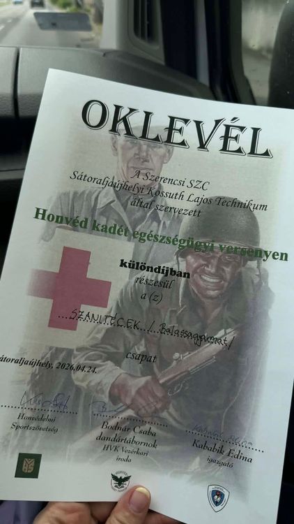 Szanitécek a harctéri ellátásban